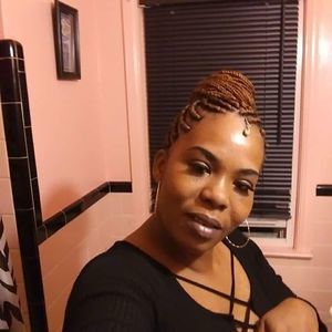 Meet your Posher, Delana